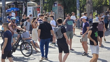 Harmadik napja tartanak az útlezárások Szerbia-szerte (Frissítve) - illusztráció
